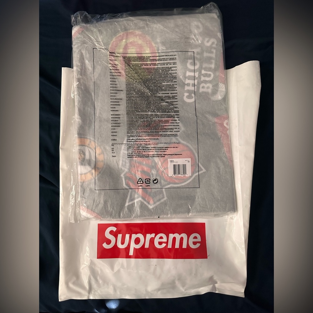 RARE NEW SS18 Supreme x NBA Nike Basketball Jersey Lakers Bulls Knicks Pistons